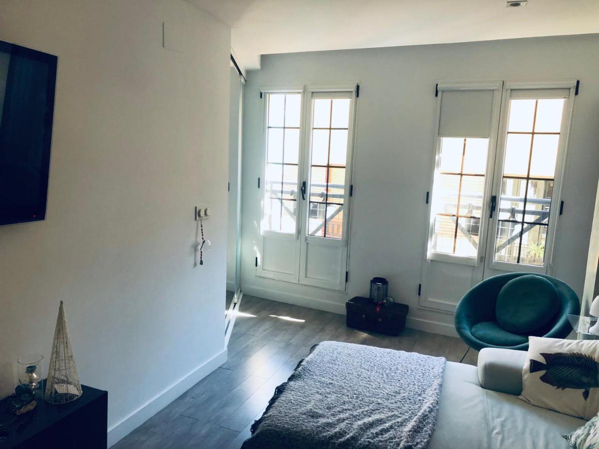 Piso En El Emblematico Barrio Antiguo De Oviedoアパートメント エクステリア 写真