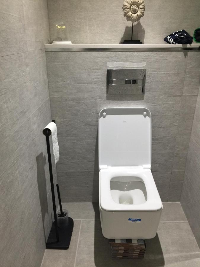 Piso En El Emblematico Barrio Antiguo De Oviedoアパートメント エクステリア 写真