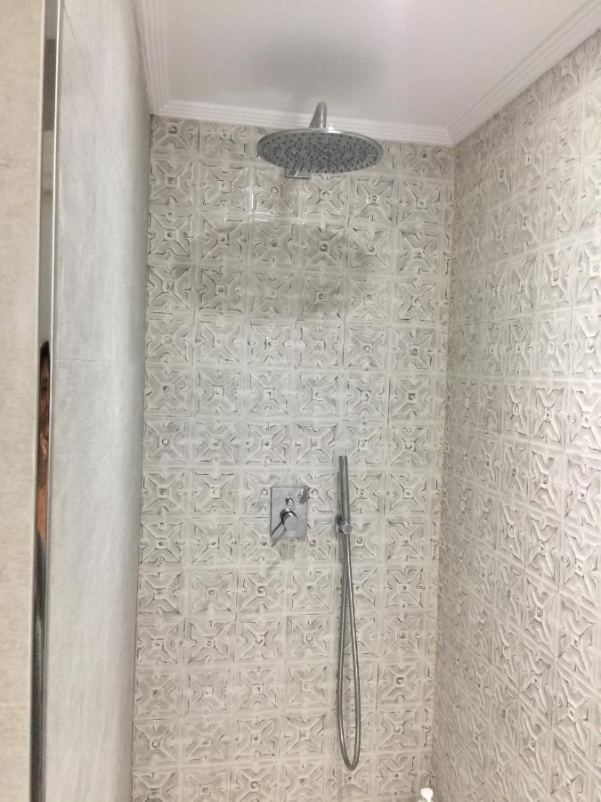 Piso En El Emblematico Barrio Antiguo De Oviedoアパートメント エクステリア 写真