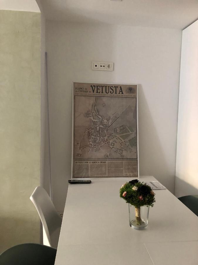 Piso En El Emblematico Barrio Antiguo De Oviedoアパートメント エクステリア 写真