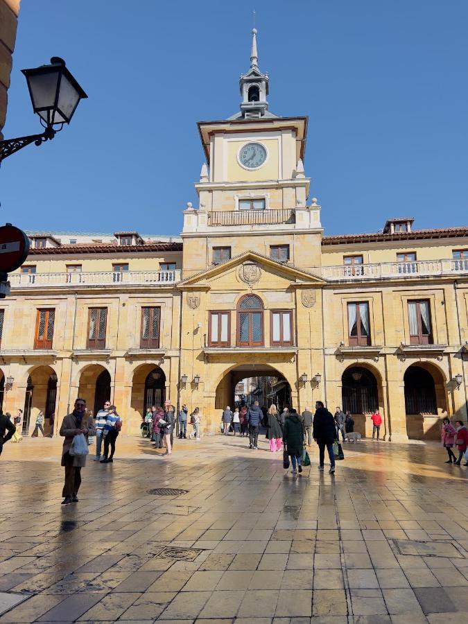 Piso En El Emblematico Barrio Antiguo De Oviedoアパートメント エクステリア 写真