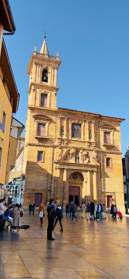Piso En El Emblematico Barrio Antiguo De Oviedoアパートメント エクステリア 写真