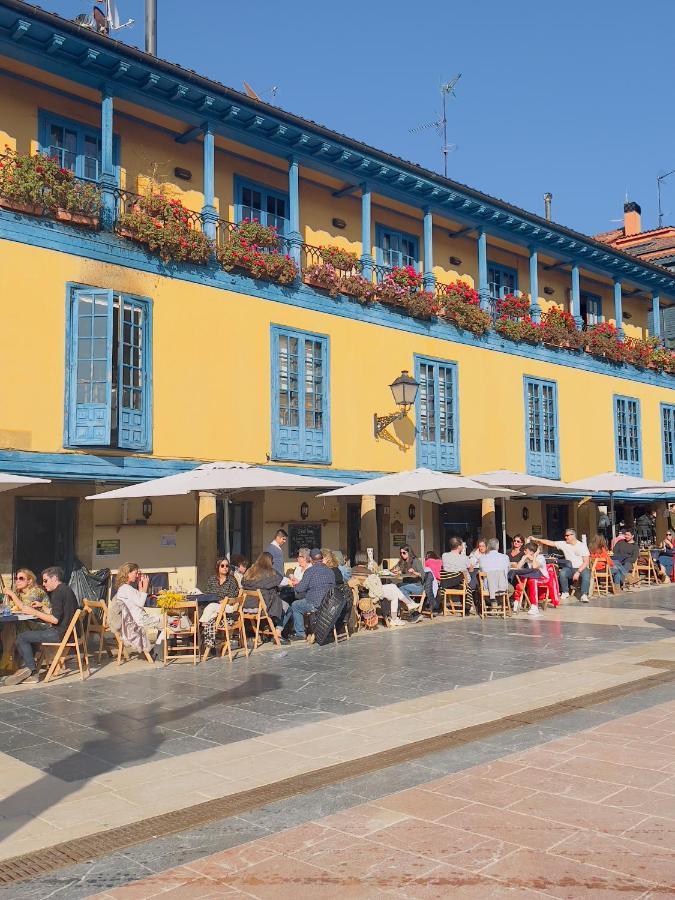 Piso En El Emblematico Barrio Antiguo De Oviedoアパートメント エクステリア 写真