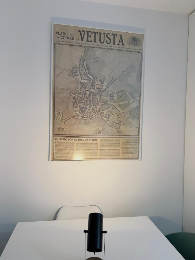 Piso En El Emblematico Barrio Antiguo De Oviedoアパートメント エクステリア 写真